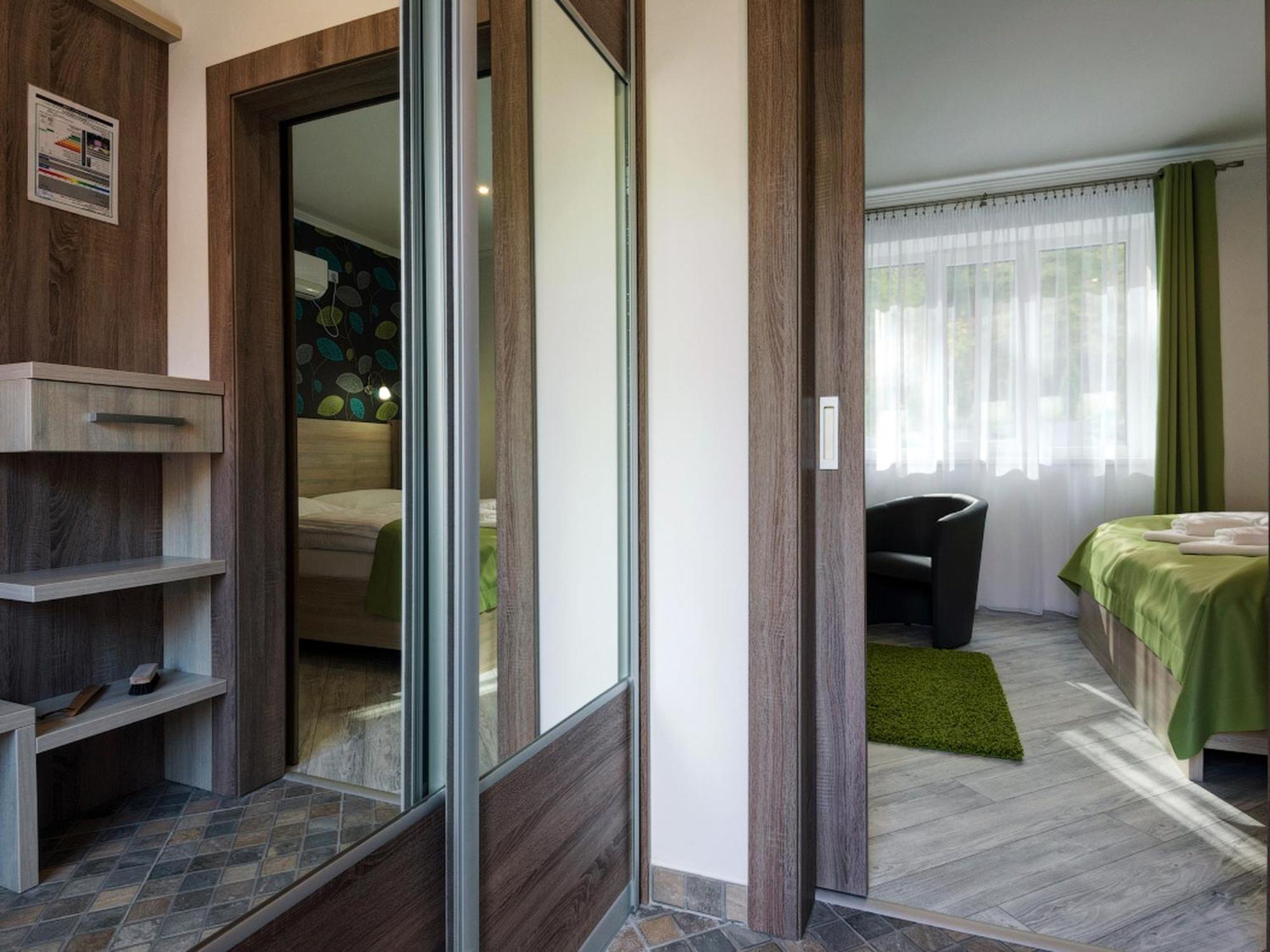 Apart-Club Zora Bardejovske Kupele Phòng bức ảnh